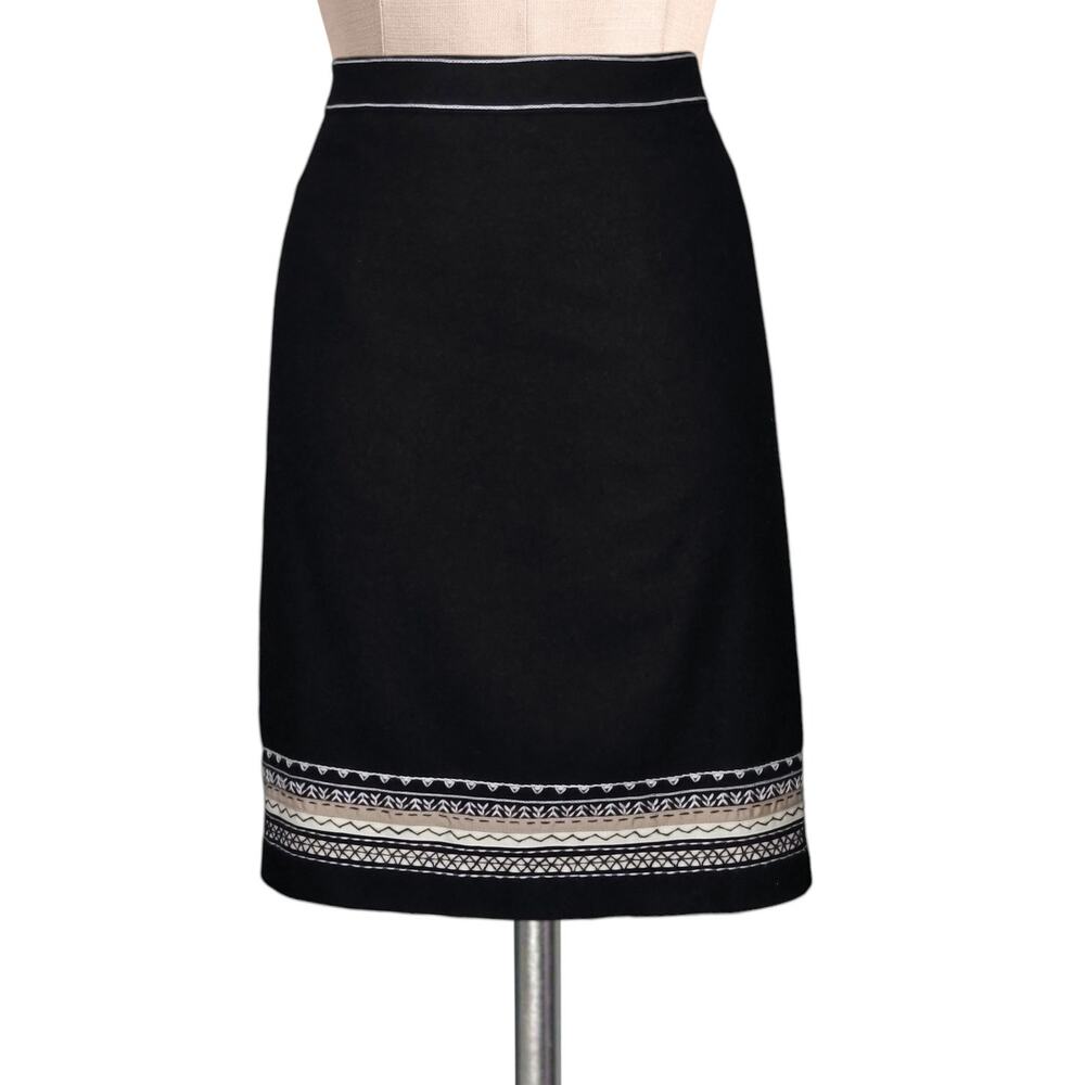 Vintage Y2K Loft Ann Taylor Black Wool Blend Embroidered Skirt 14